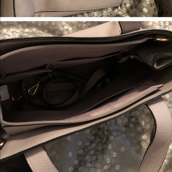 Lavender handbag - Picture 6 of 6